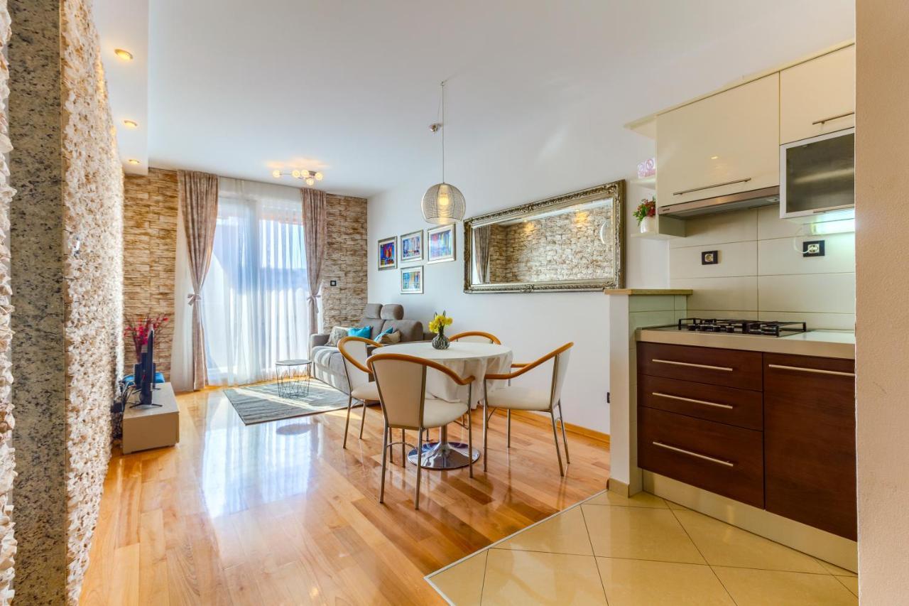 New Apartment Bila Jidra**** Split Exterior photo