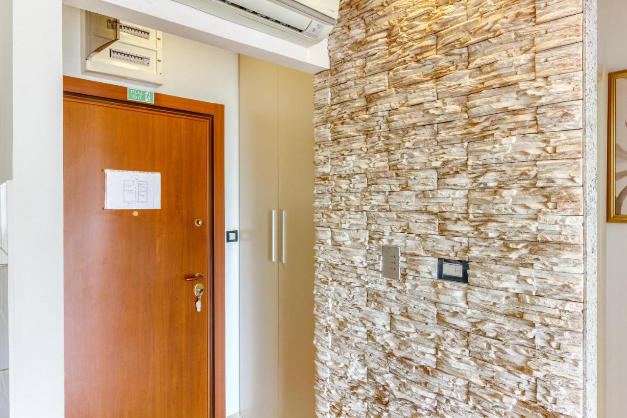 New Apartment Bila Jidra**** Split Exterior photo
